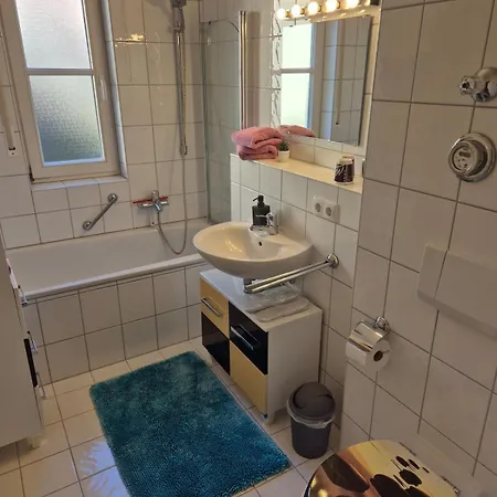 Ruhige, Helle Gartenwohnung, 3 Minuten Zur Bahn, 40 Minuten Zum Oktoberfest, 65 Qm * Markt Schwaben