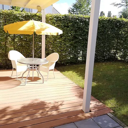 Apartment Ruhige, Helle Gartenwohnung, 3 Minuten Zur Bahn, 40 Minuten Zum Oktoberfest, 65 Qm